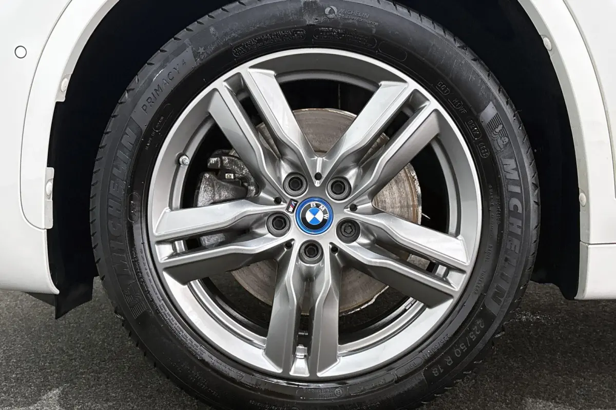xDrive25e M Sport Sportstoelen Stoelverwarming Apple CarPlay LED