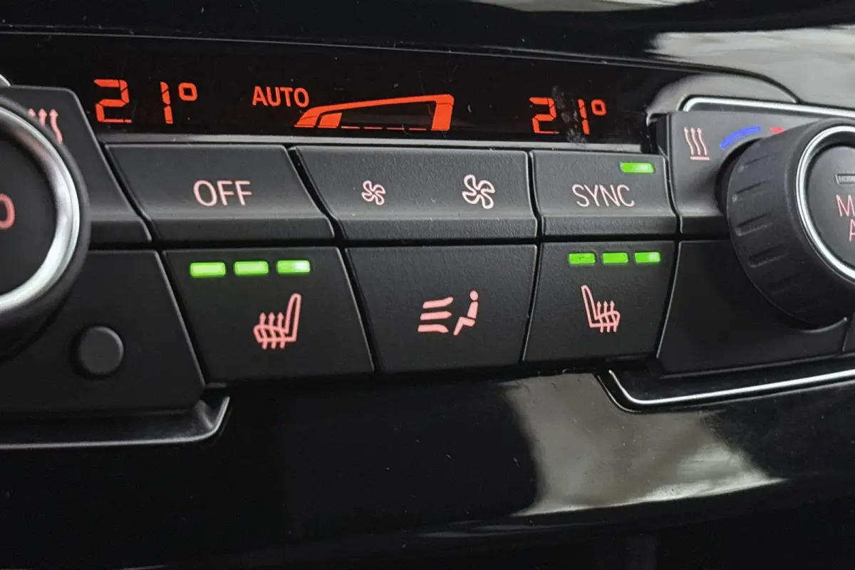 xDrive25e M Sport Sportstoelen Stoelverwarming Apple CarPlay LED