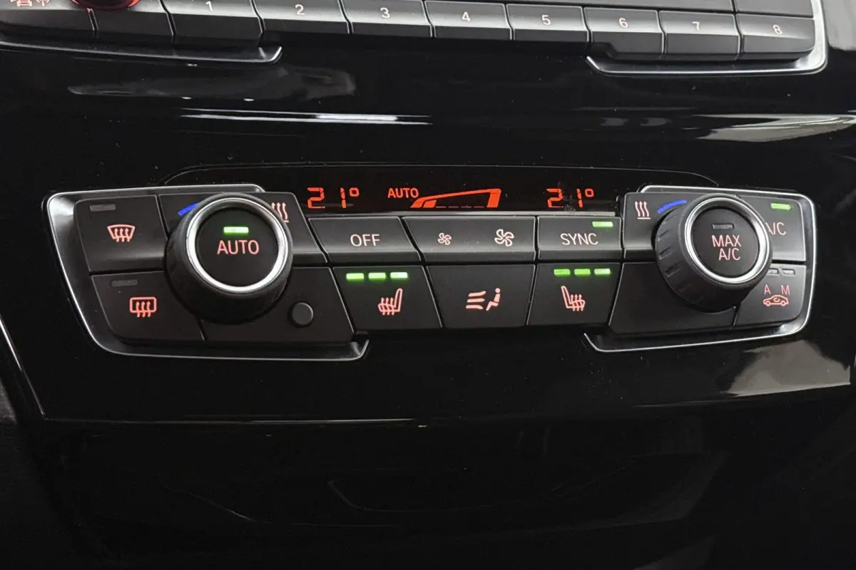 xDrive25e M Sport Sportstoelen Stoelverwarming Apple CarPlay LED