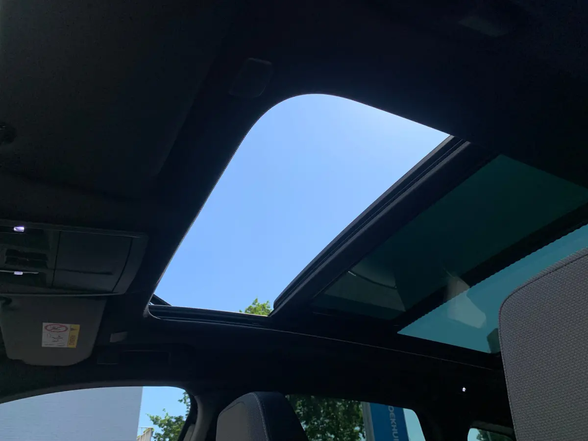 1.6 Turbo Plug-in-Hybrid GS Airco | Camera | Cruise Control Adaptief | Keyless | LED | LMV 19" | Navi | PDC V&A | Pano | Stoel-Stuurverwarming | Trekhaak |