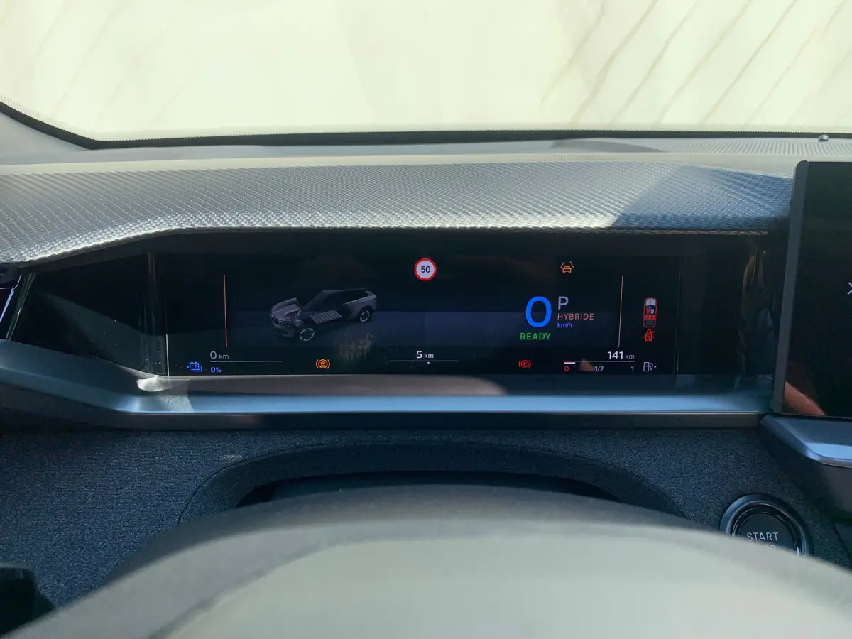 1.6 Turbo Plug-in-Hybrid GS Airco | Camera | Cruise Control Adaptief | Keyless | LED | LMV 19" | Navi | PDC V&A | Pano | Stoel-Stuurverwarming | Trekhaak |