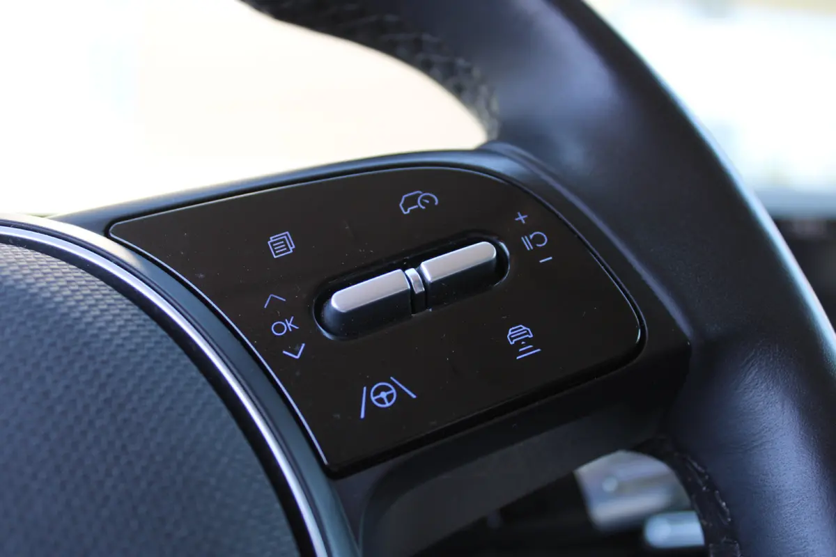 Connect 77KWH AWD