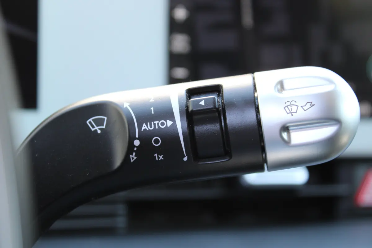 Connect 77KWH AWD