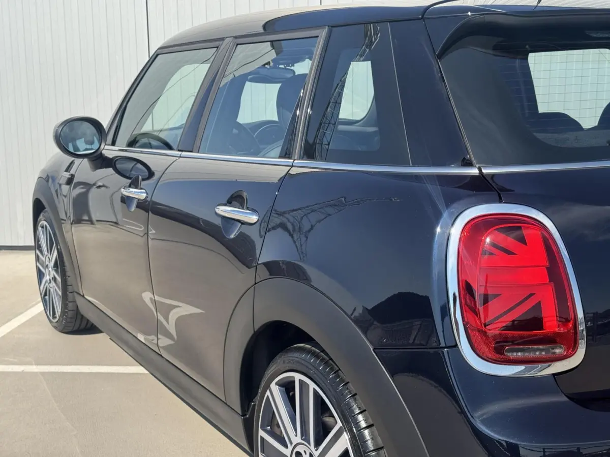 1.5 Cooper Yours|Navi|NL-Auto|Leder|LED