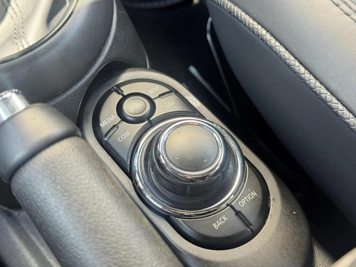 1.5 Cooper Yours|Navi|NL-Auto|Leder|LED