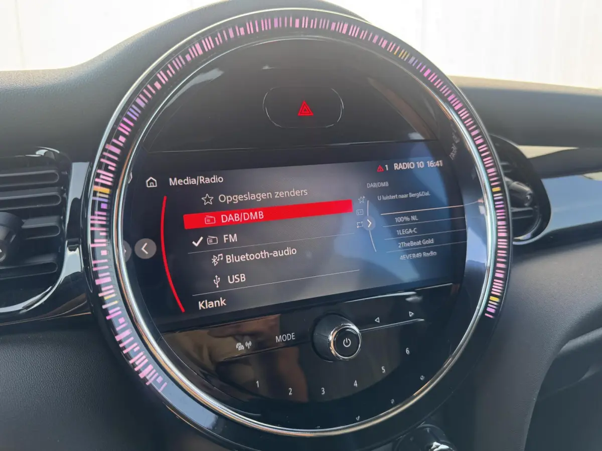 1.5 Cooper Yours|Navi|NL-Auto|Leder|LED