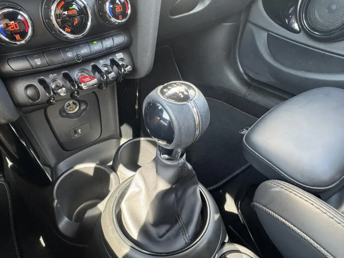 1.5 Cooper Yours|Navi|NL-Auto|Leder|LED