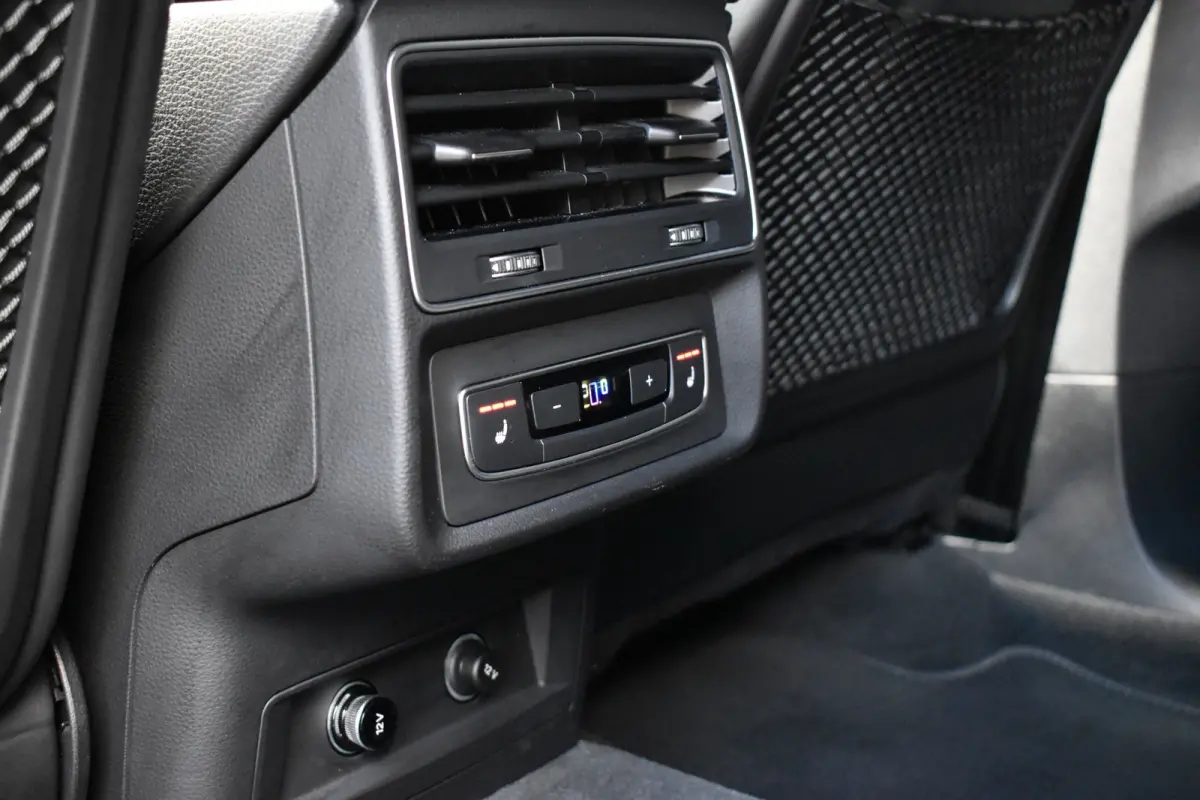 55 TFSI e Quattro Pro Line S | ACC | RS-Seats | Head-Up | B&O | Softclose | 22'' Wielen | Stuurverwarming | Matrix | Nachtzicht |