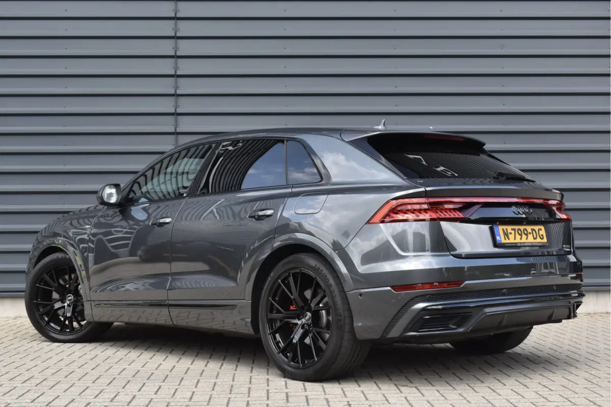 55 TFSI e Quattro Pro Line S | ACC | RS-Seats | Head-Up | B&O | Softclose | 22'' Wielen | Stuurverwarming | Matrix | Nachtzicht |