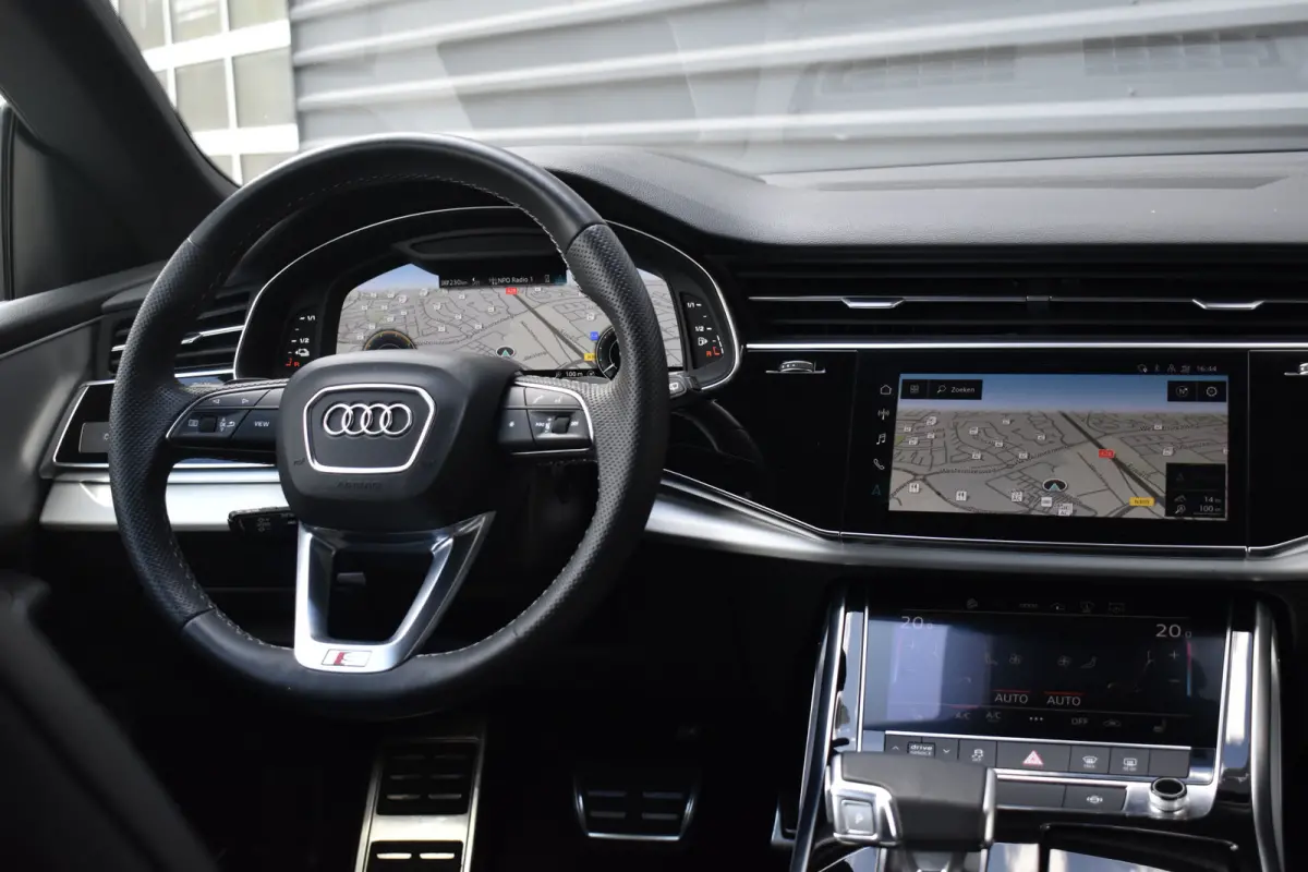 55 TFSI e Quattro Pro Line S | ACC | RS-Seats | Head-Up | B&O | Softclose | 22'' Wielen | Stuurverwarming | Matrix | Nachtzicht |