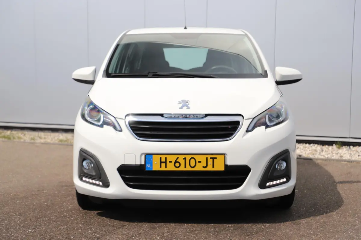 1.0 e-VTi Active Airco Radio Bluetooth Elektrische Ramen Centrale Vergrendeling