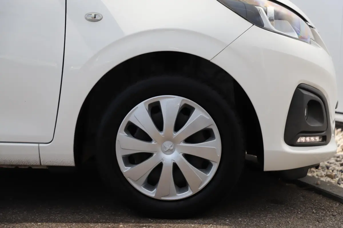 1.0 e-VTi Active Airco Radio Bluetooth Elektrische Ramen Centrale Vergrendeling
