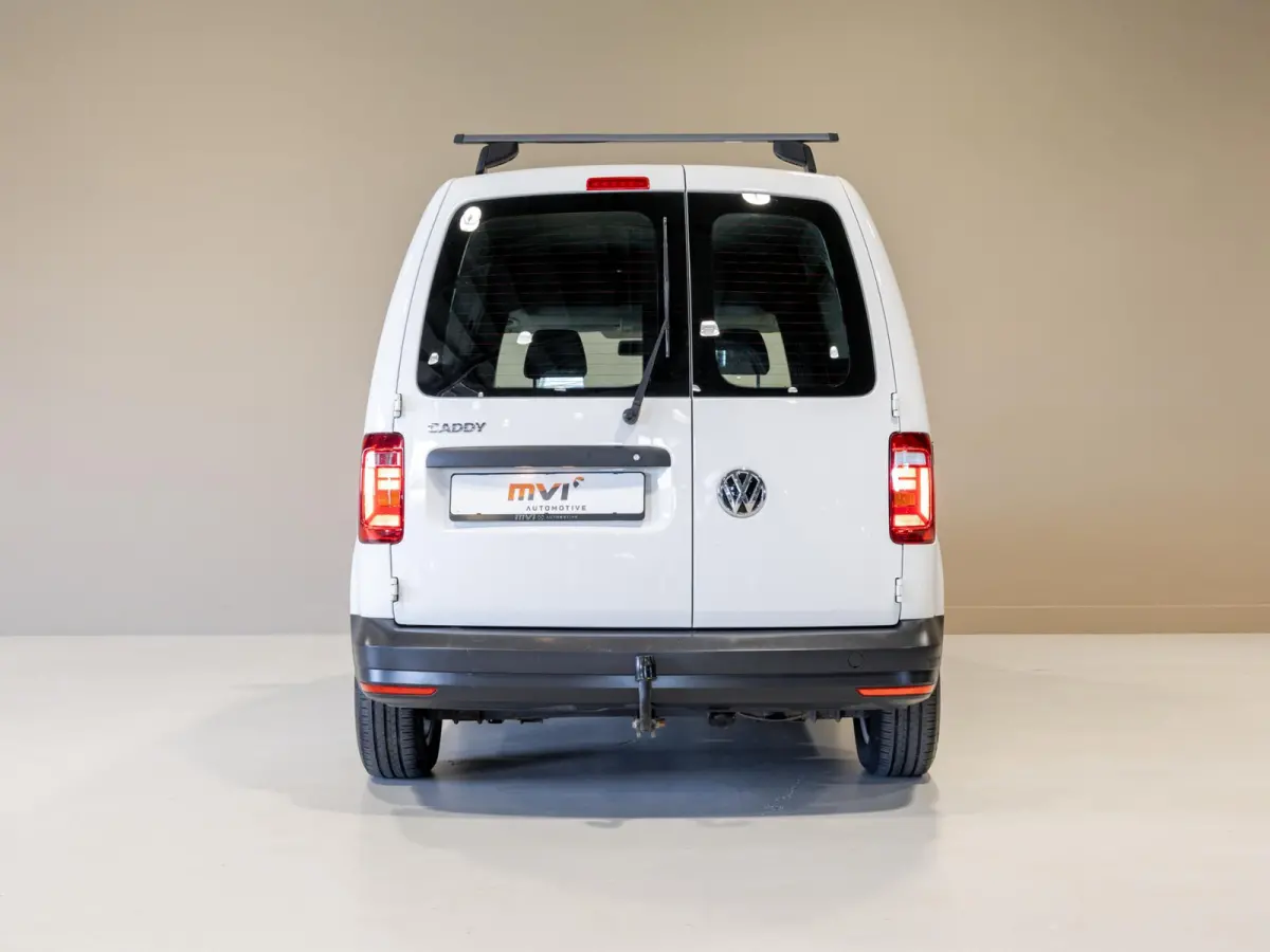 1.2 TSI L1H1 BMT Trendline / 84pk / Trekhaak / Airco /