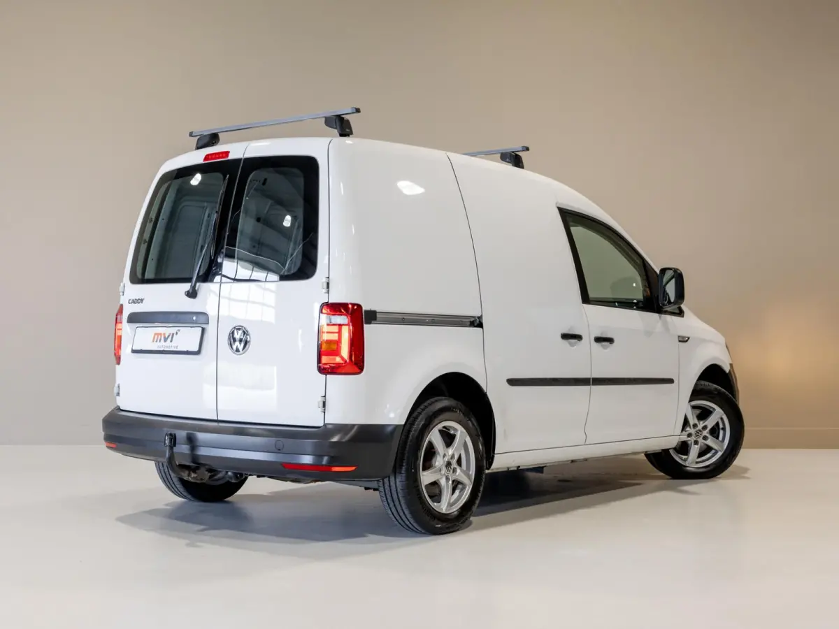 1.2 TSI L1H1 BMT Trendline / 84pk / Trekhaak / Airco /