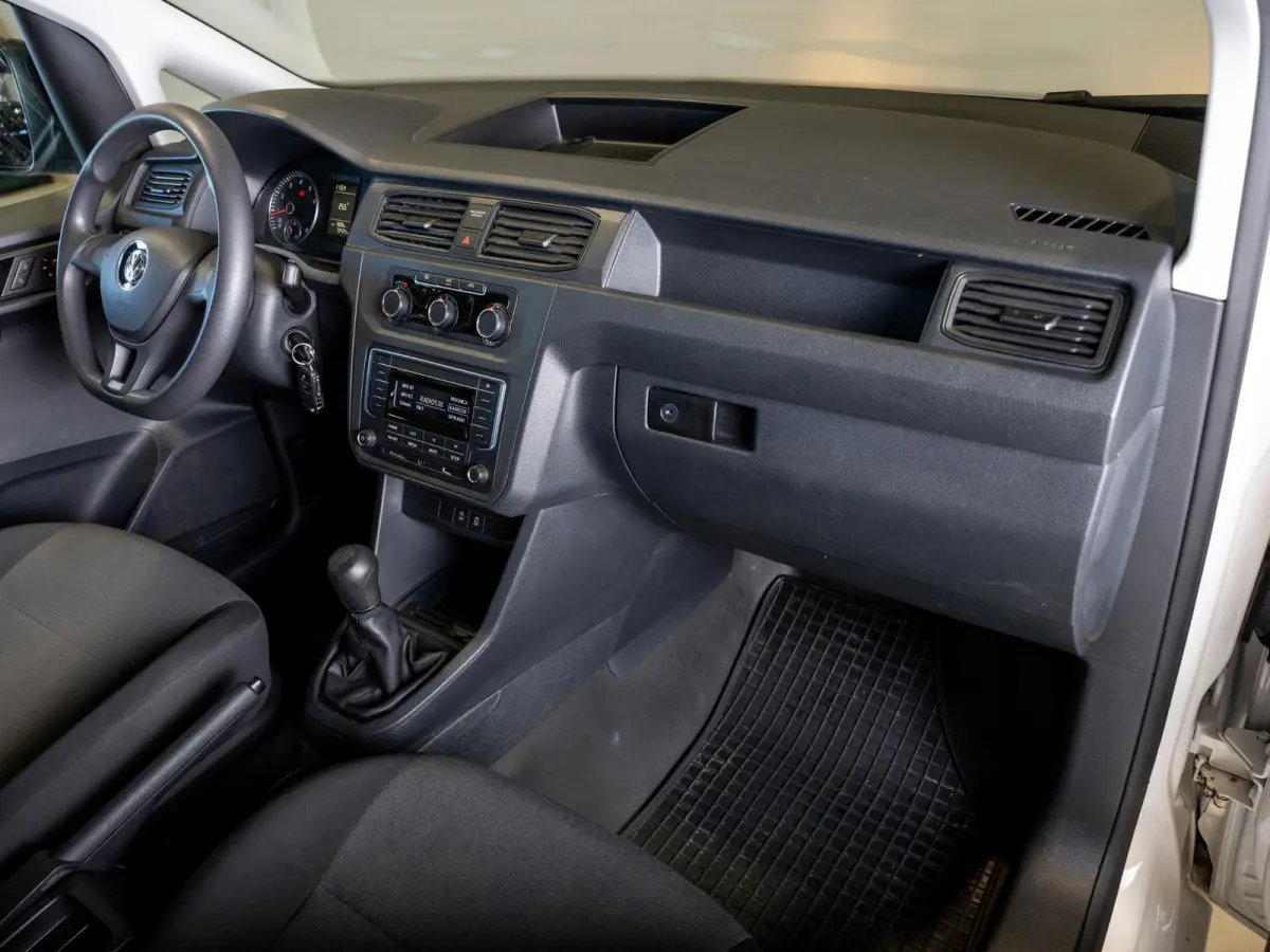 1.2 TSI L1H1 BMT Trendline / 84pk / Trekhaak / Airco /