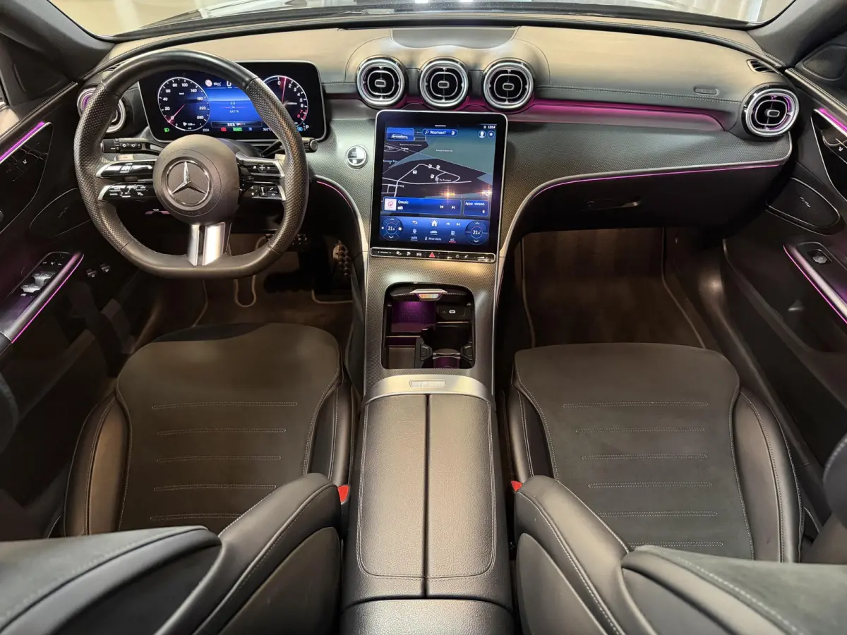 300 e AMG Line 18"/Panoramadak/Trekhaak/LED/Stoelverwarming/Sfeerverlichting/Elektrische klep/Apple Carplay & Android Auto