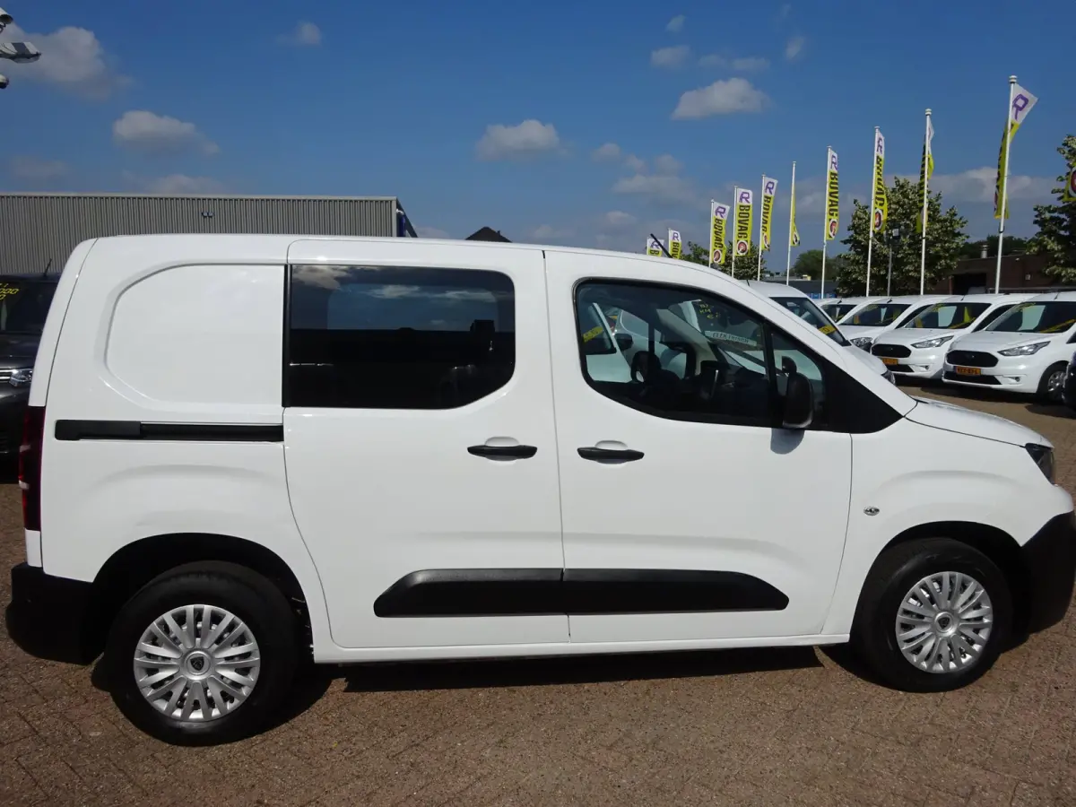 1.2 PureTech Pro BENZINE AIRCO NAVI CRUISE CONTROL PDC SCHUIFDEUR