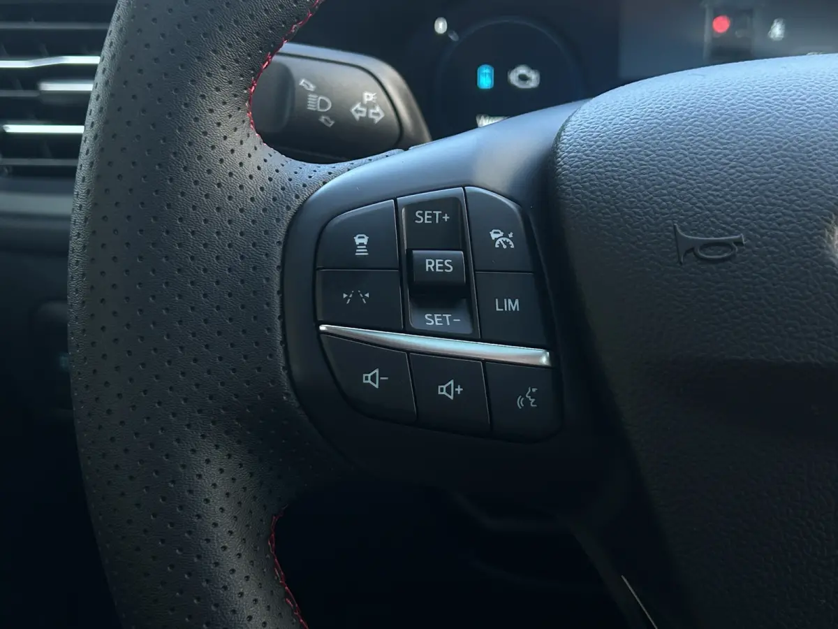 2.5 PHEV ST-Line | Adap. Cruise Control | Winterpack | Pano | 360 Camera | CarPlay |