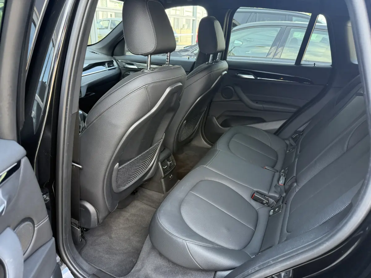 xDrive25e M-Sport Leder/Camera/HUD