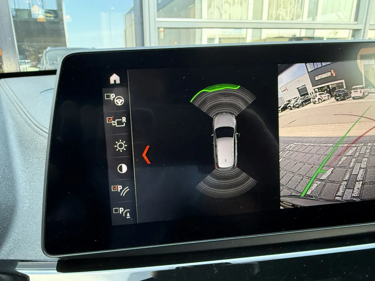xDrive25e M-Sport Leder/Camera/HUD