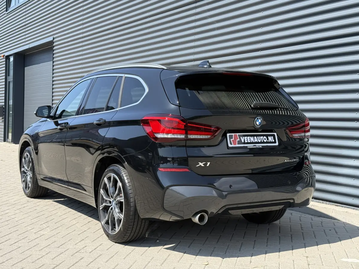 xDrive25e M-Sport Leder/Camera/HUD