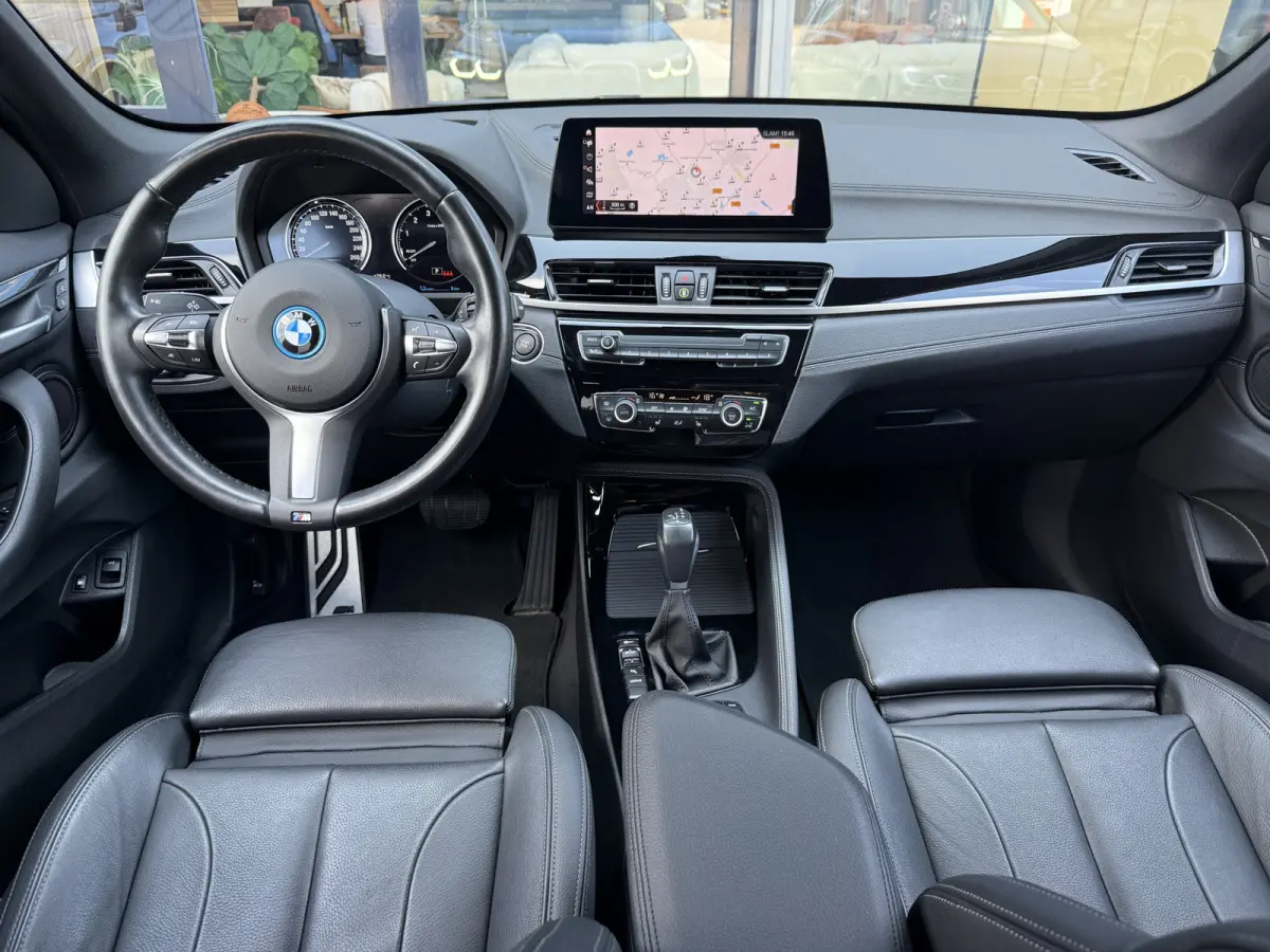 xDrive25e M-Sport Leder/Camera/HUD