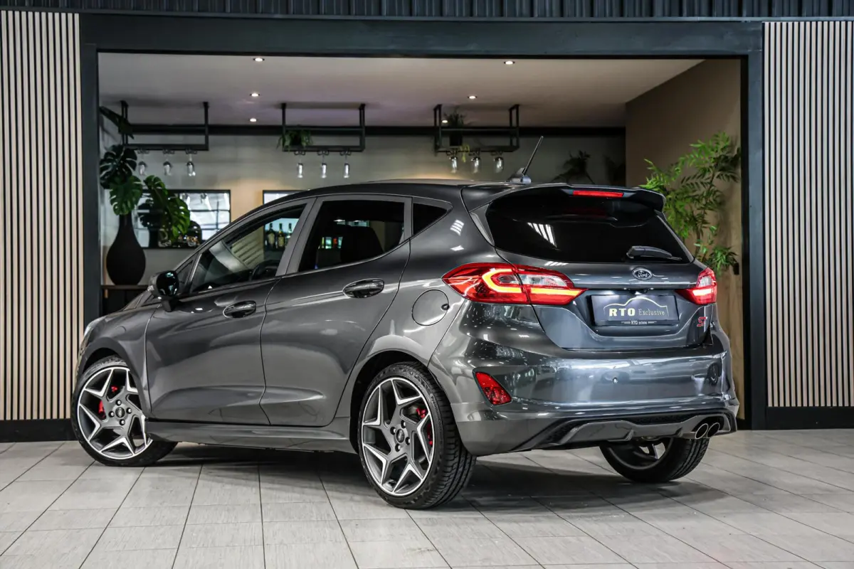 1.5 EcoBoost ST-3 Performance|Recaro|B&O|Carplay|Winterpakket|Camera|