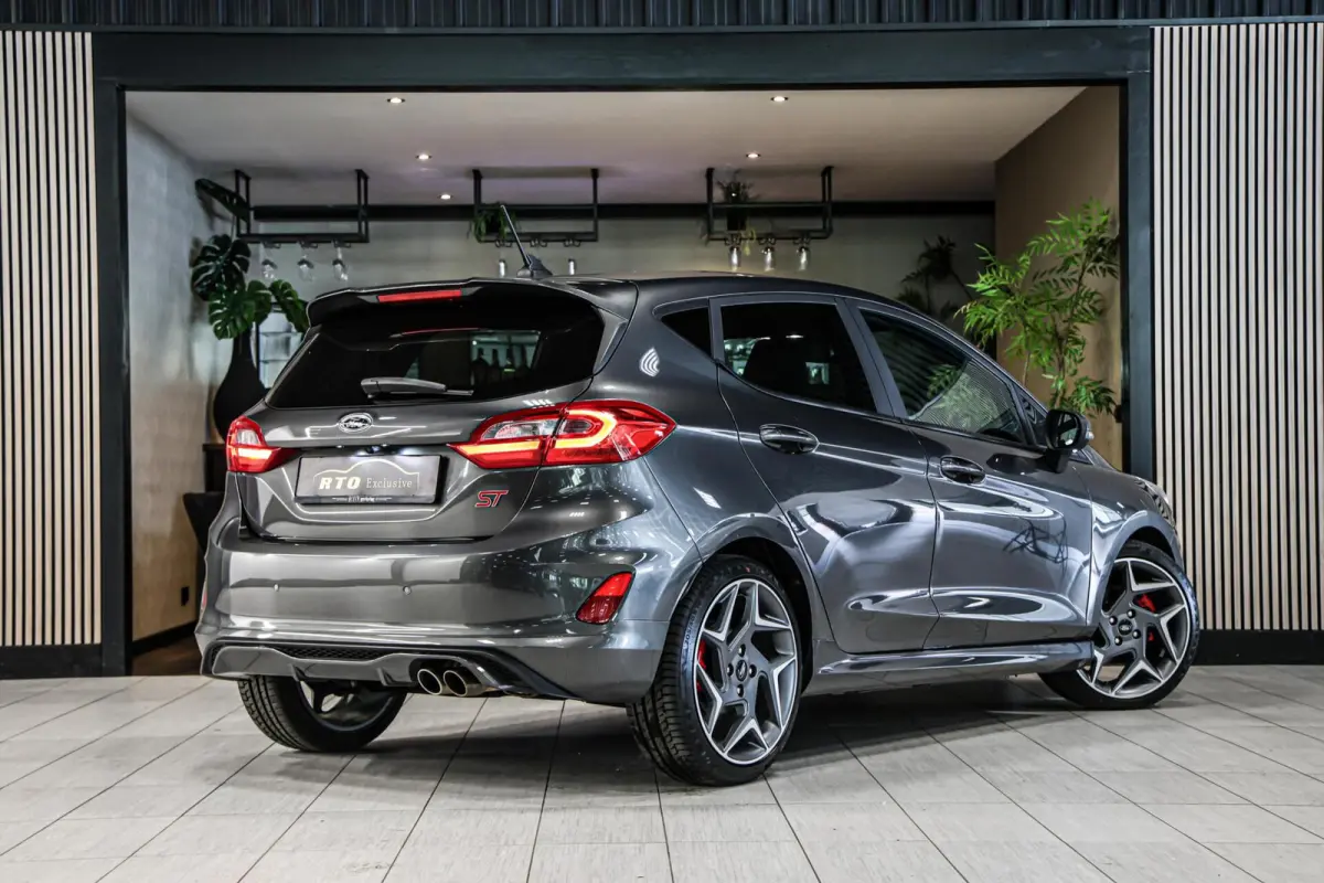 1.5 EcoBoost ST-3 Performance|Recaro|B&O|Carplay|Winterpakket|Camera|