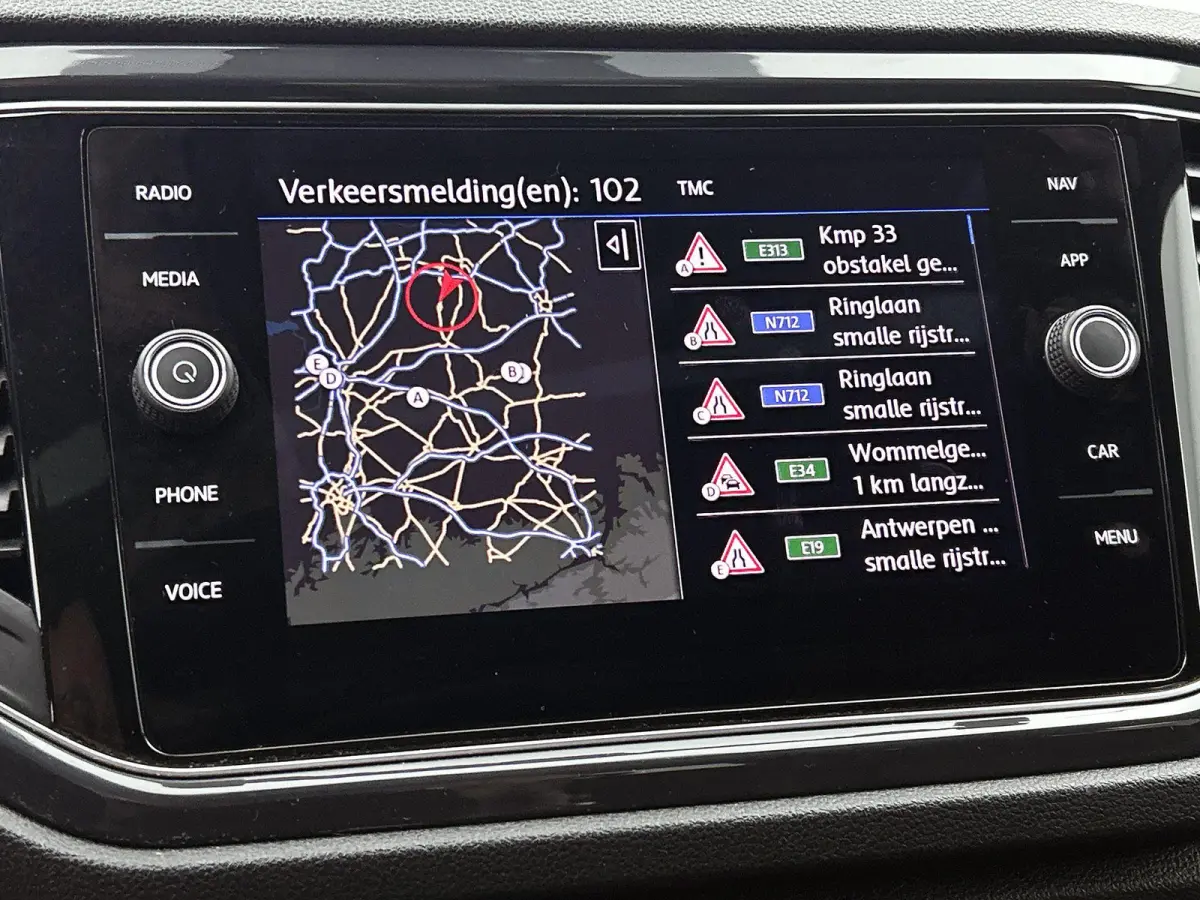 1.5 TSI Sport | 150 PK | Automaat | Digital Cockpit PRO | Apple Carplay / Android Auto | Panoramaschuif-kanteldak | Stoelverwarming | Elektrische Kofferbak |