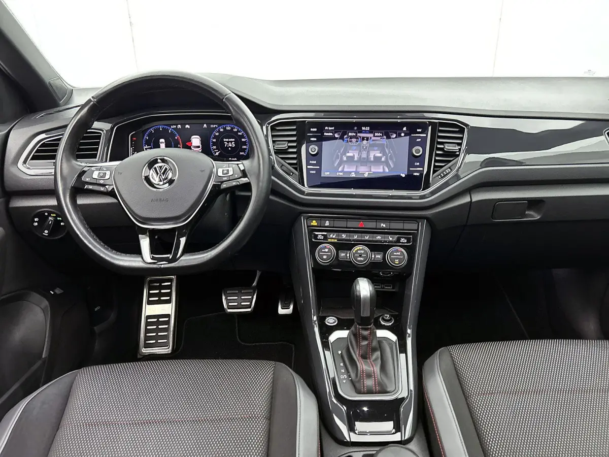 1.5 TSI Sport | 150 PK | Automaat | Digital Cockpit PRO | Apple Carplay / Android Auto | Panoramaschuif-kanteldak | Stoelverwarming | Elektrische Kofferbak |