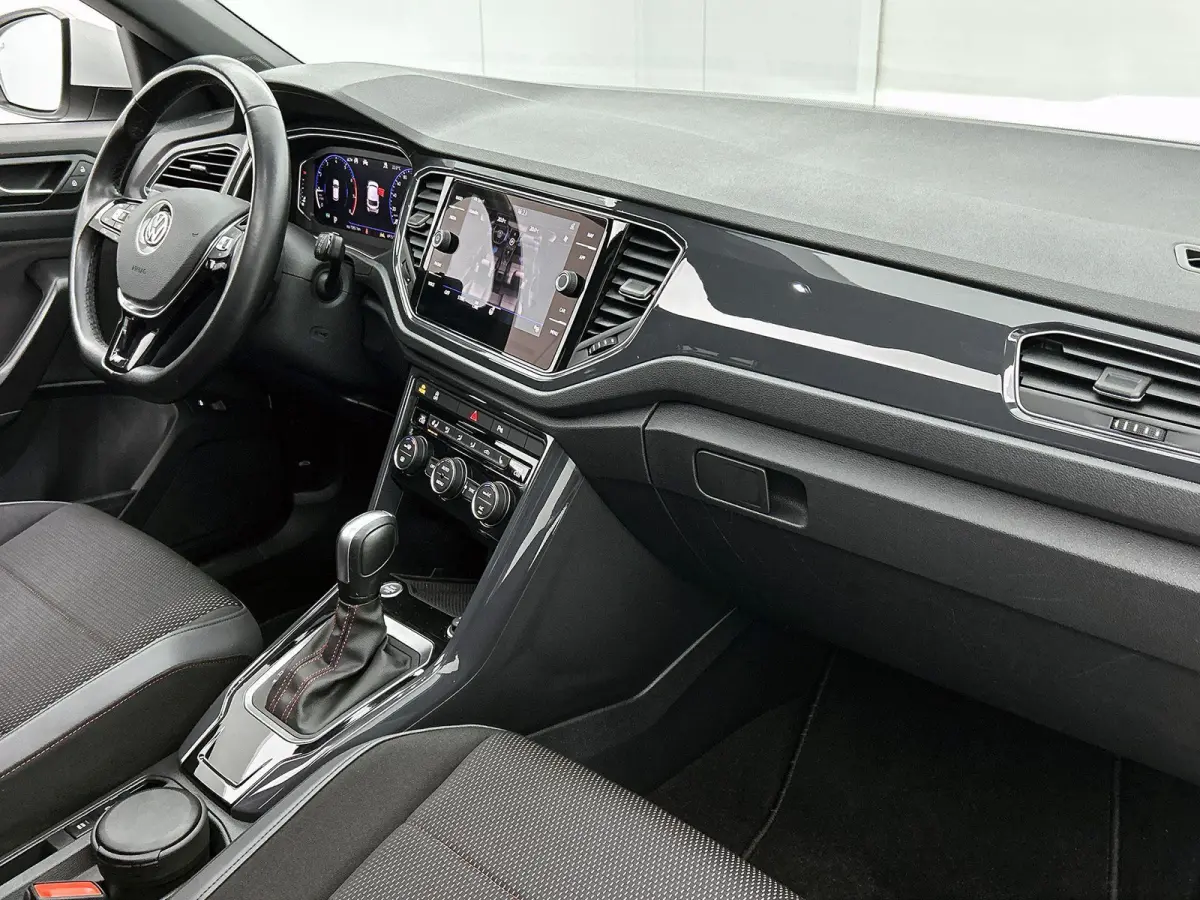1.5 TSI Sport | 150 PK | Automaat | Digital Cockpit PRO | Apple Carplay / Android Auto | Panoramaschuif-kanteldak | Stoelverwarming | Elektrische Kofferbak |