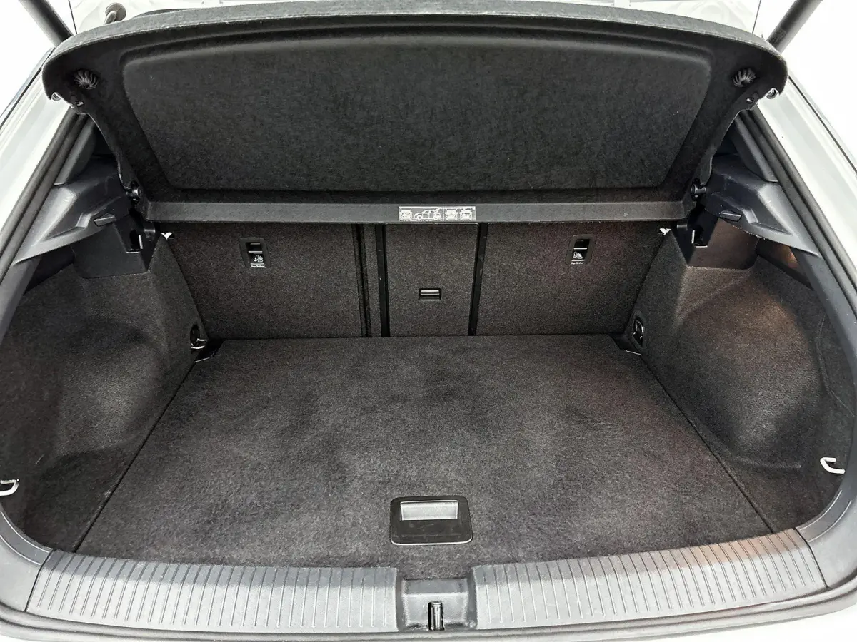 1.5 TSI Sport | 150 PK | Automaat | Digital Cockpit PRO | Apple Carplay / Android Auto | Panoramaschuif-kanteldak | Stoelverwarming | Elektrische Kofferbak |