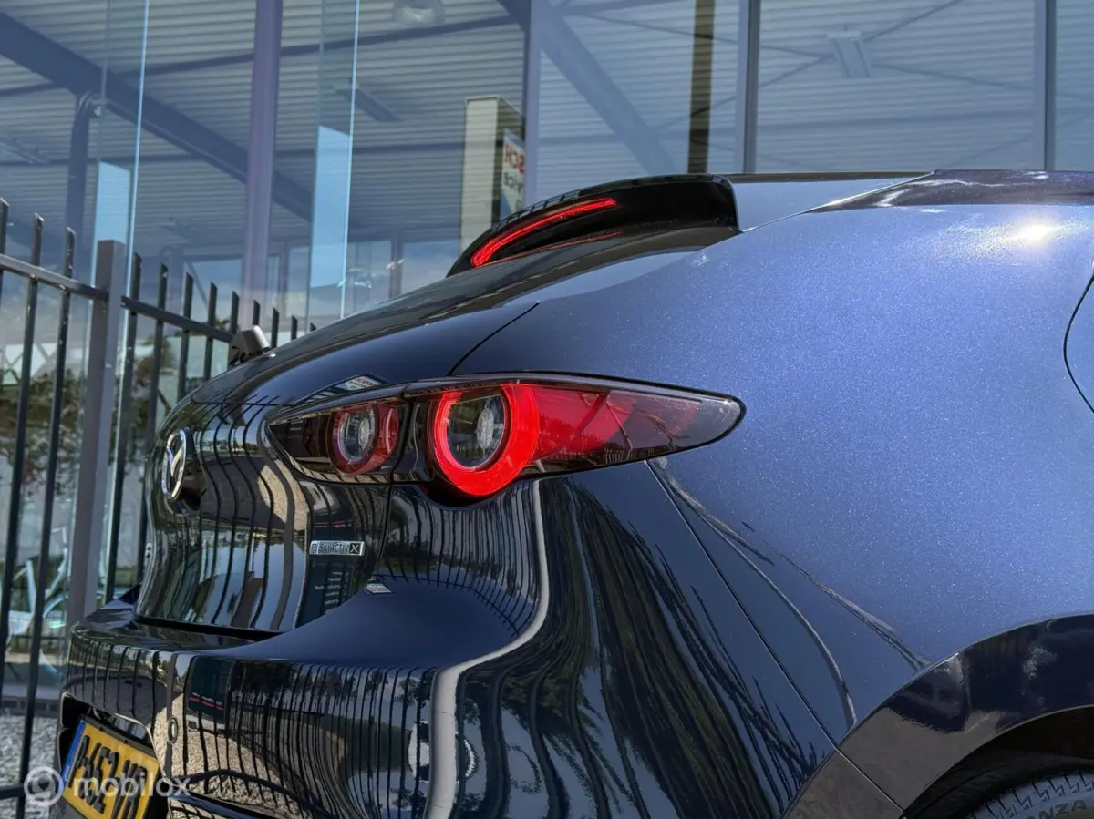2.0 e-SkyActiv-X M Hybrid 186 Luxury | full option