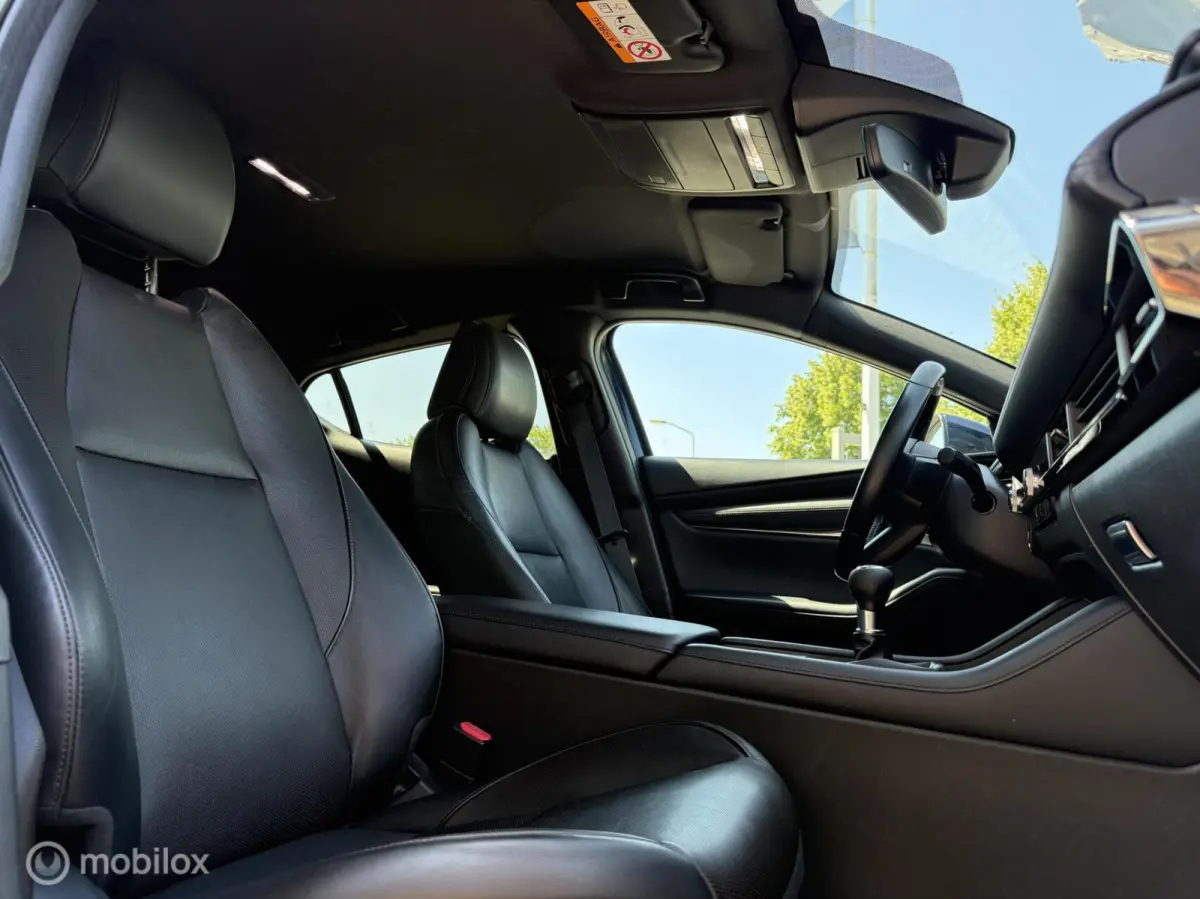 2.0 e-SkyActiv-X M Hybrid 186 Luxury | full option