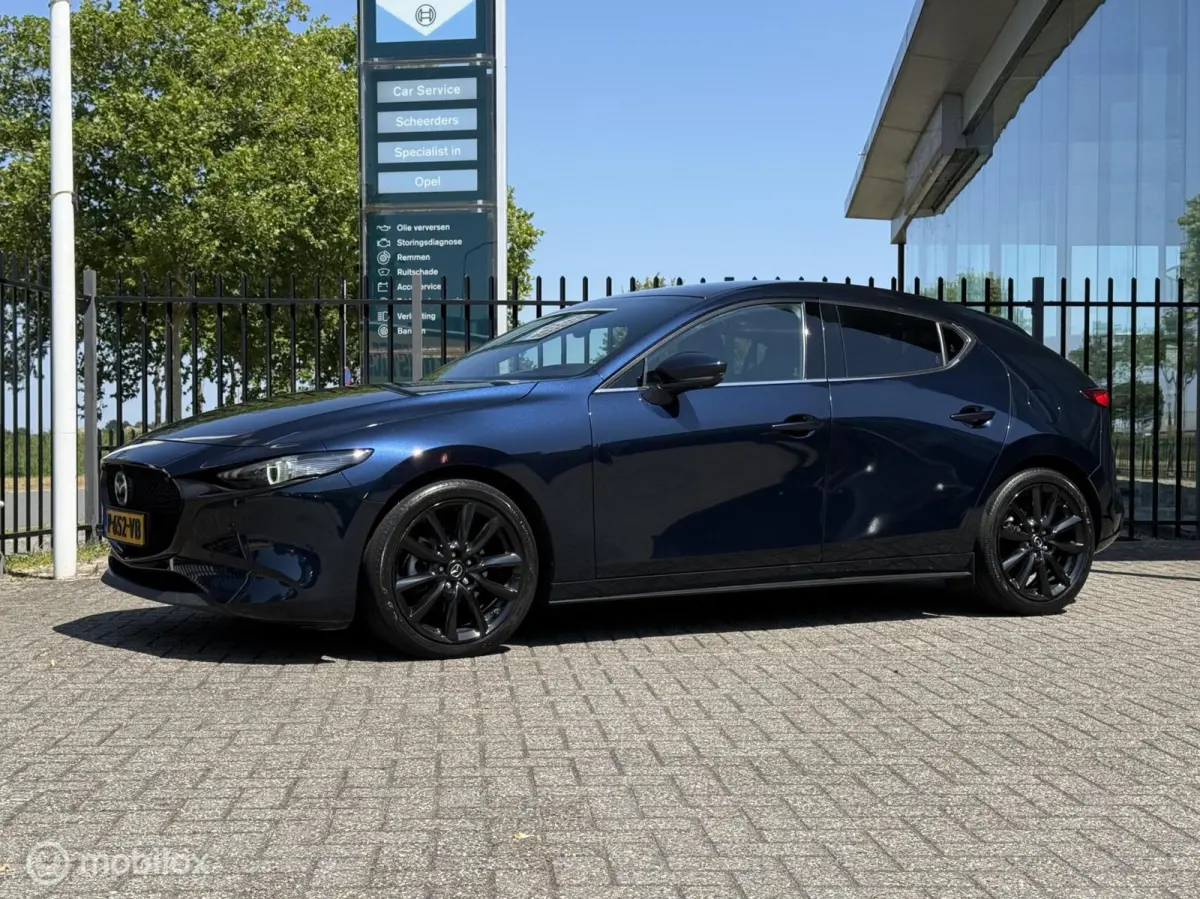 2.0 e-SkyActiv-X M Hybrid 186 Luxury | full option