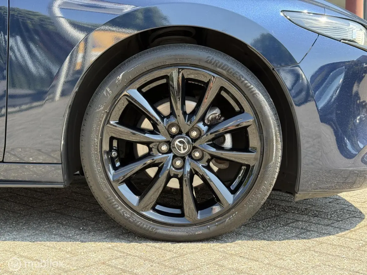 2.0 e-SkyActiv-X M Hybrid 186 Luxury | full option