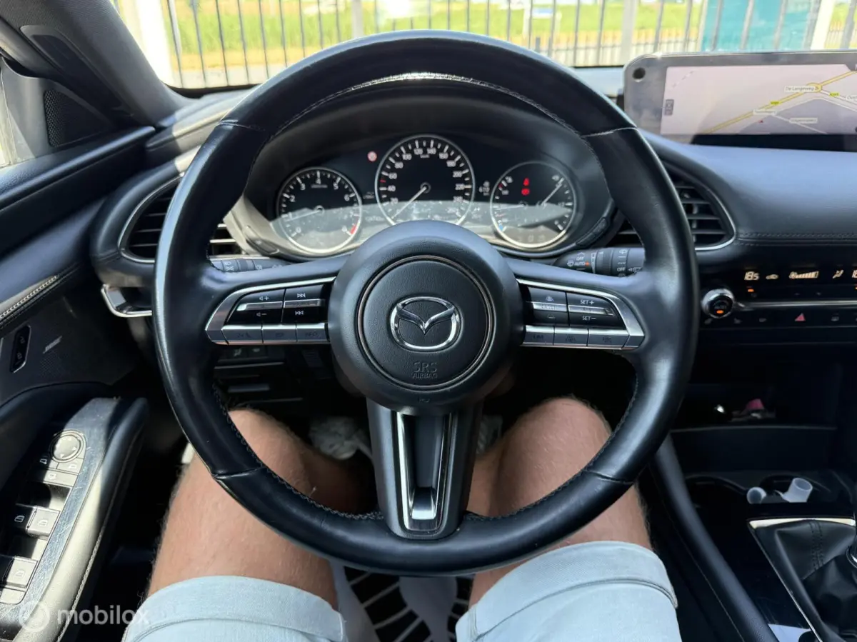 2.0 e-SkyActiv-X M Hybrid 186 Luxury | full option