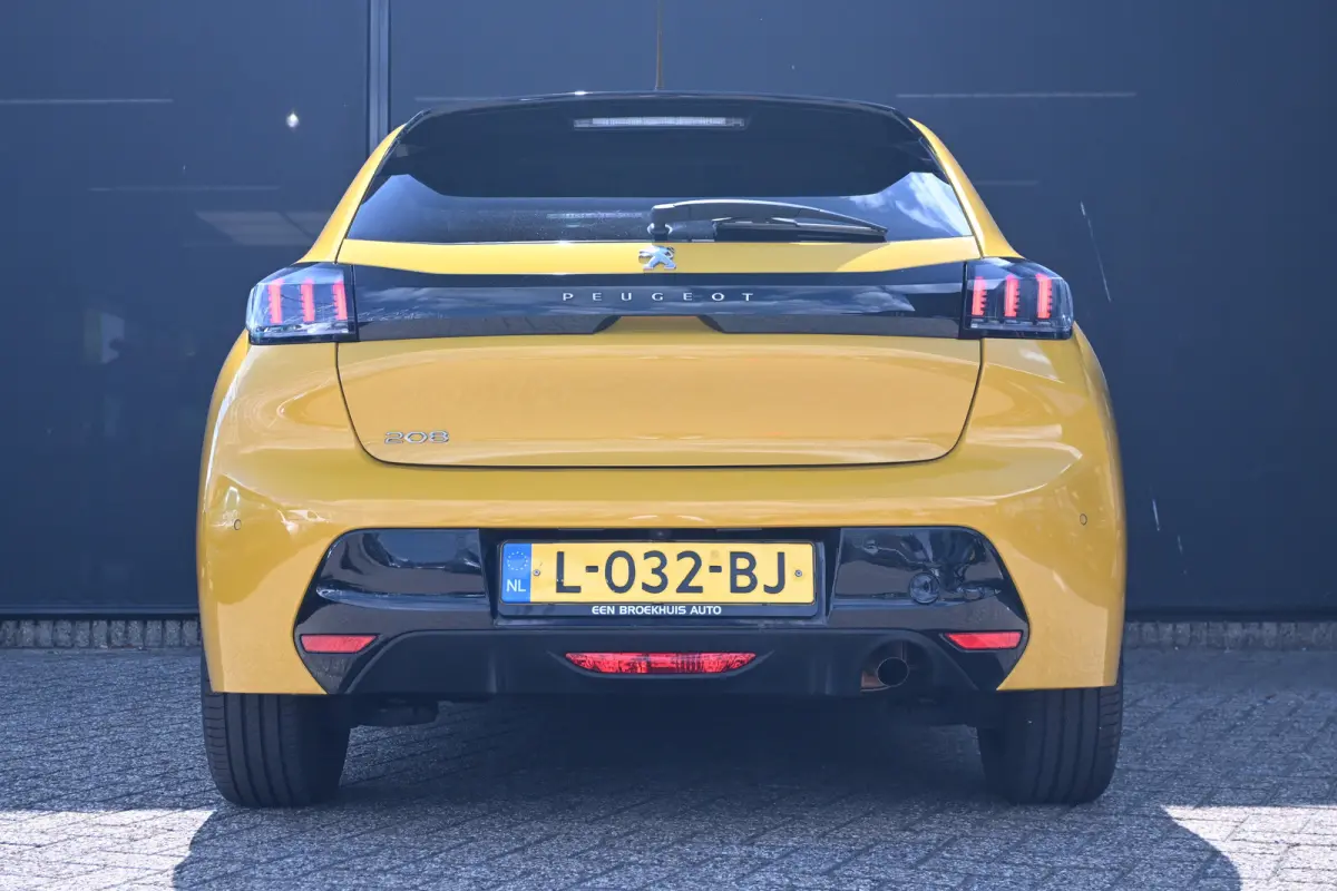 1.2 PureTech Allure Pack | Adaptive Cruise | Navigatie | Achteruitrijcamera | Full-LED | Dealeronderhouden | 1e Eigenaar | !!