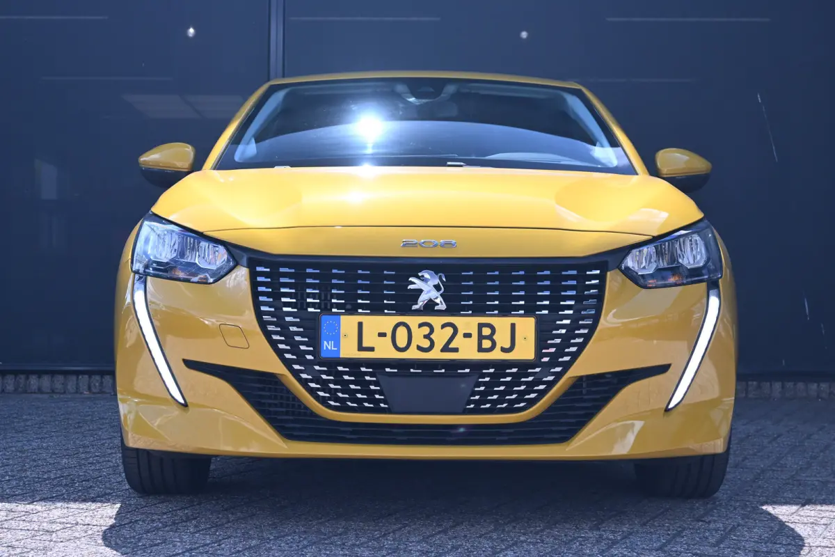 1.2 PureTech Allure Pack | Adaptive Cruise | Navigatie | Achteruitrijcamera | Full-LED | Dealeronderhouden | 1e Eigenaar | !!
