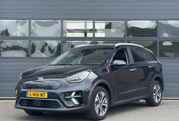 DYNAMICPLUSLINE 64 KWH (100% SOH) I SCHUIF/KANTELDAK I ADAPTIVE CRUISE CONTROL I PARKEERCAMERA
