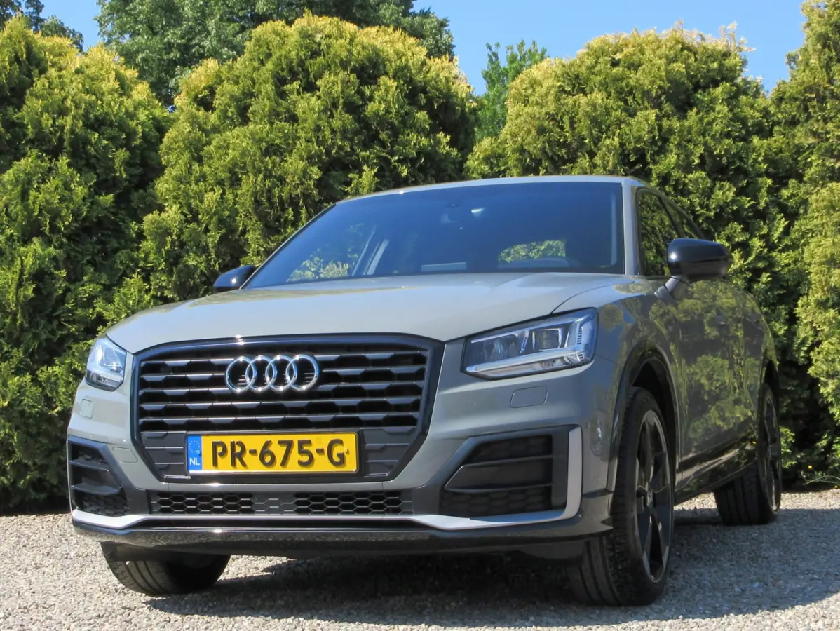 1.4 TFSI CoD S-Line * Led * Navi * 19 inch *