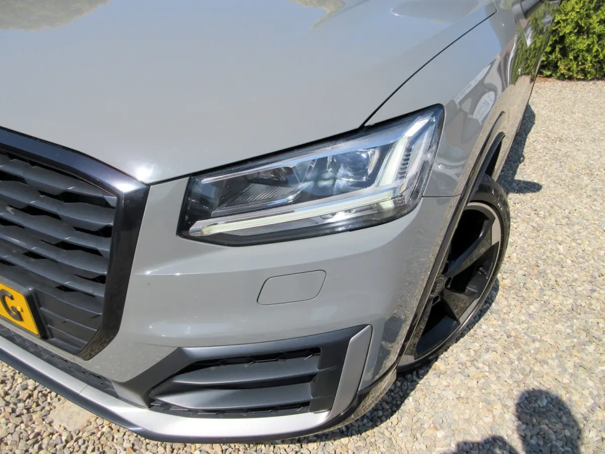 1.4 TFSI CoD S-Line * Led * Navi * 19 inch *
