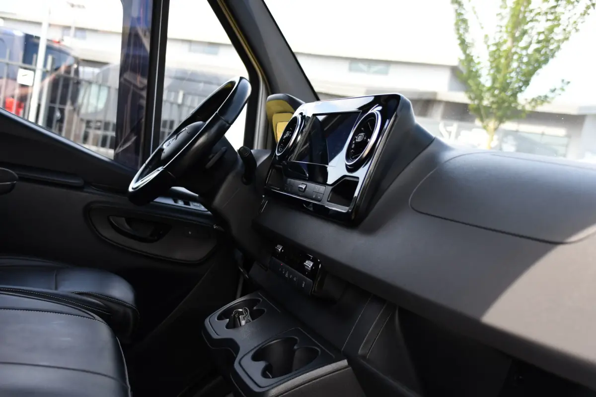 316 2.2 CDI L2H2 PB Edition Cruise, 360 Camera, Carplay, LED, 10,5'' Mbux, Automaat, 164pk, Stoelverwarming, Standkachel, Trekhaak, Uniek!