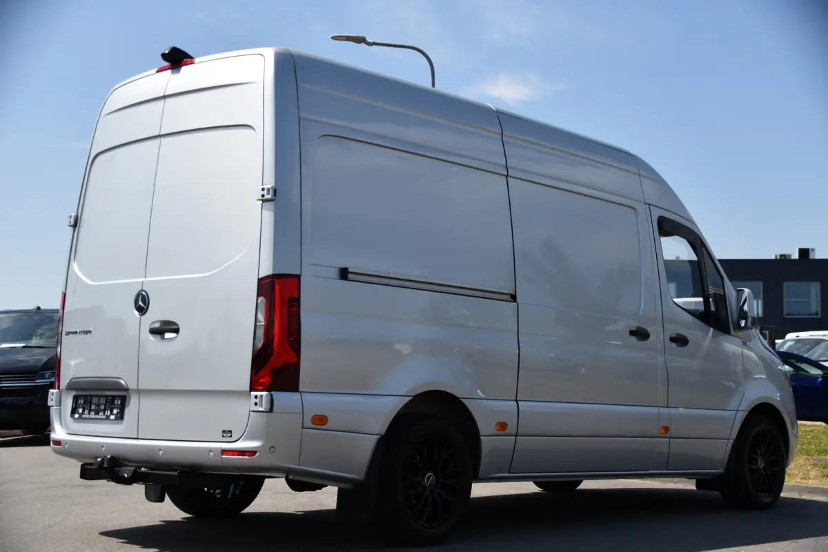 316 2.2 CDI L2H2 PB Edition Cruise, 360 Camera, Carplay, LED, 10,5'' Mbux, Automaat, 164pk, Stoelverwarming, Standkachel, Trekhaak, Uniek!