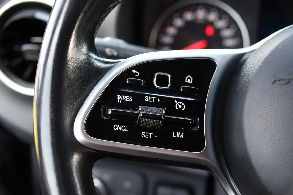 316 2.2 CDI L2H2 PB Edition Cruise, 360 Camera, Carplay, LED, 10,5'' Mbux, Automaat, 164pk, Stoelverwarming, Standkachel, Trekhaak, Uniek!