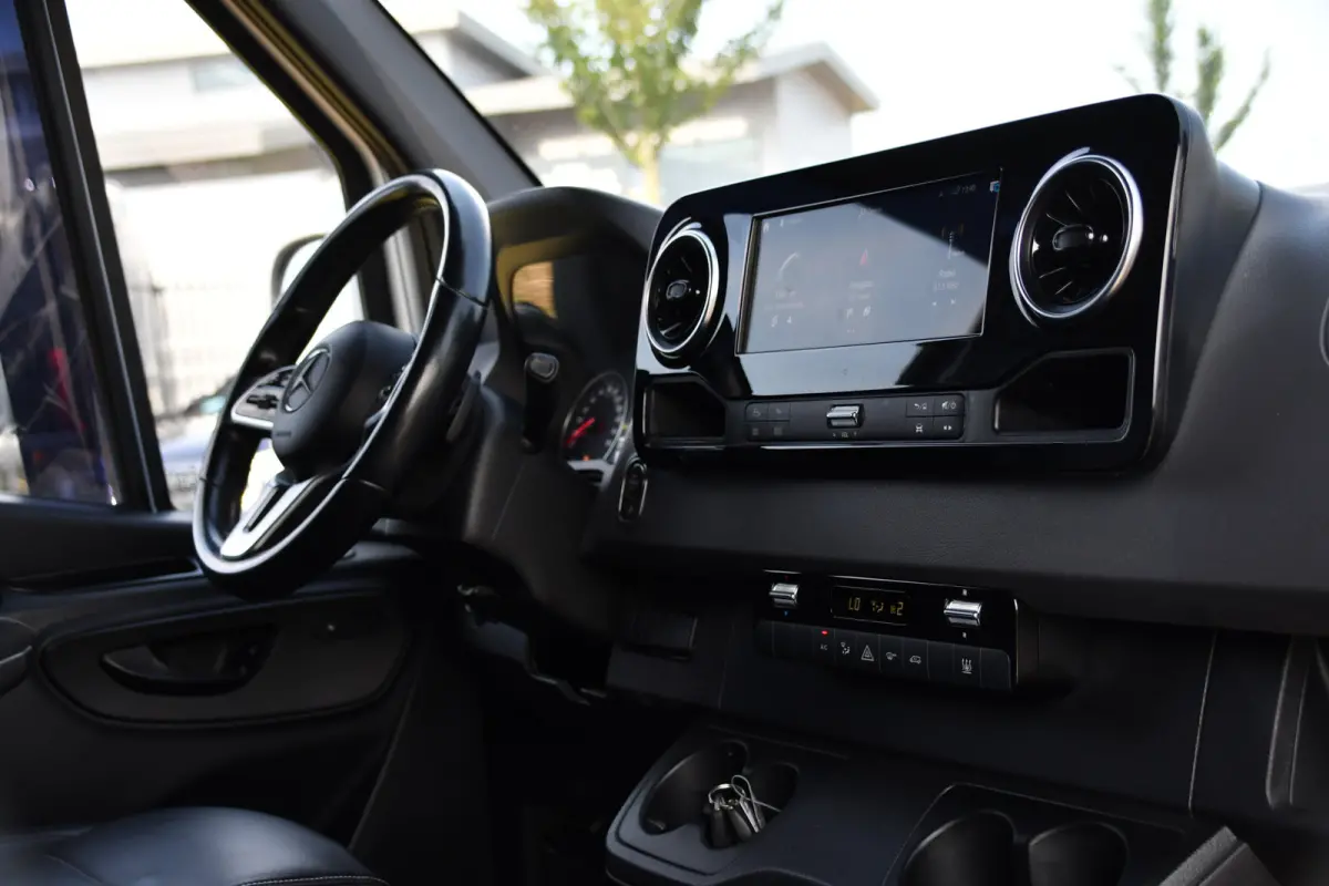 316 2.2 CDI L2H2 PB Edition Cruise, 360 Camera, Carplay, LED, 10,5'' Mbux, Automaat, 164pk, Stoelverwarming, Standkachel, Trekhaak, Uniek!