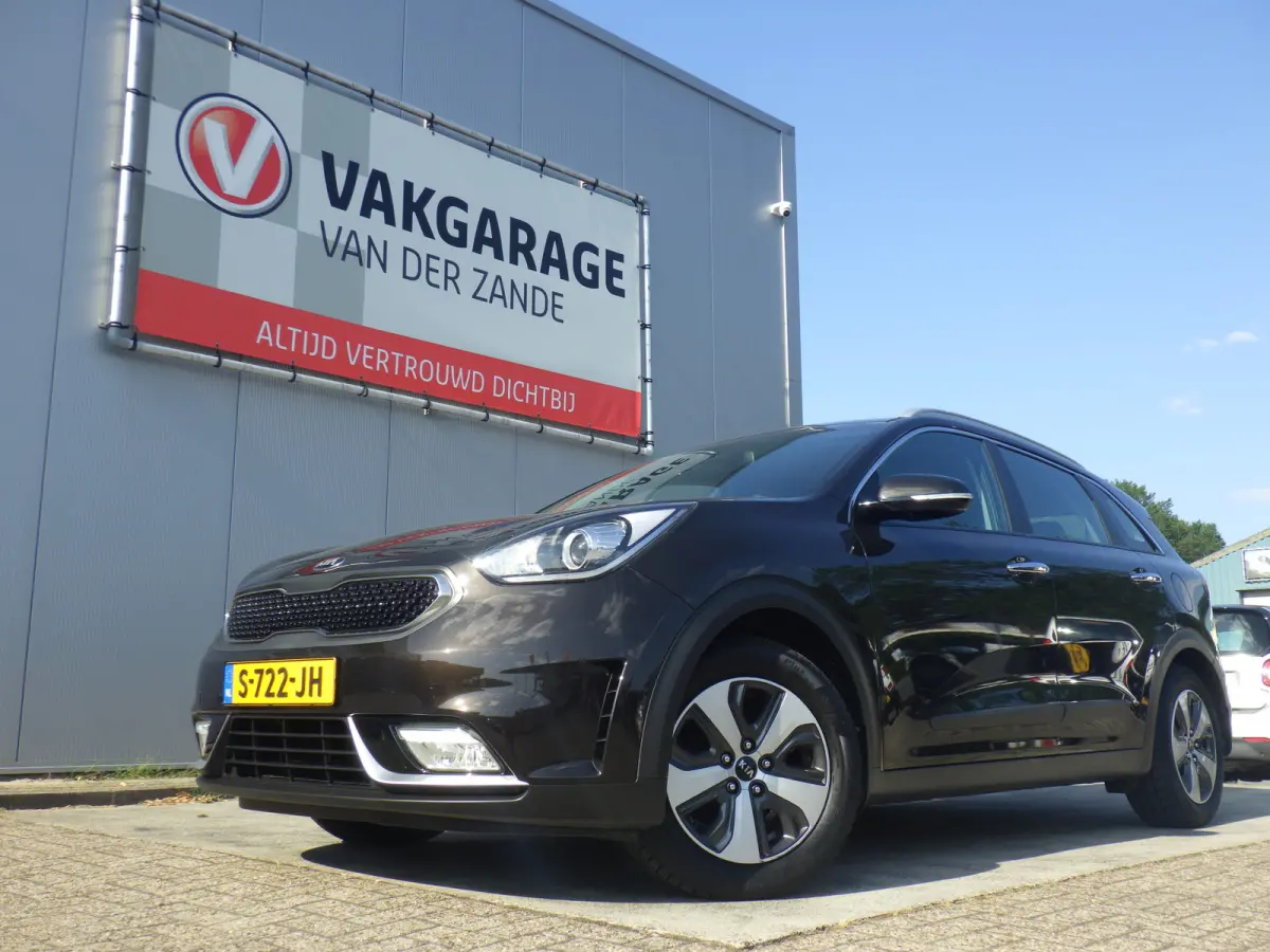 1.6 GDi Hybrid Aut BusinessLine, Camera, Stoel/Stuurverw, Navi!