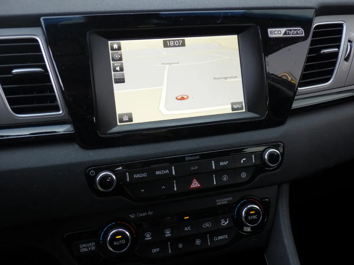 1.6 GDi Hybrid Aut BusinessLine, Camera, Stoel/Stuurverw, Navi!