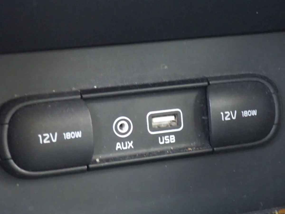 1.6 GDi Hybrid Aut BusinessLine, Camera, Stoel/Stuurverw, Navi!