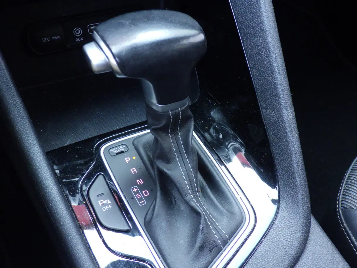 1.6 GDi Hybrid Aut BusinessLine, Camera, Stoel/Stuurverw, Navi!